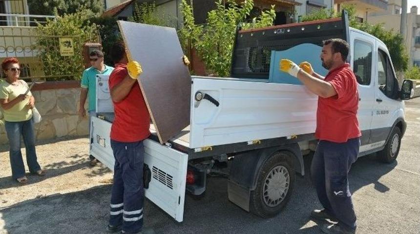 &Ccedil;iğli Belediyesi&rsquo;nden &Uuml;niversite &Ouml;ğrencilerine Eşya Yardımı