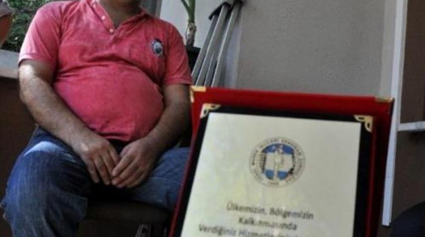 Maden Ocağında Emekliye Ayrılan Iş&ccedil;iye Plaket Uygulaması