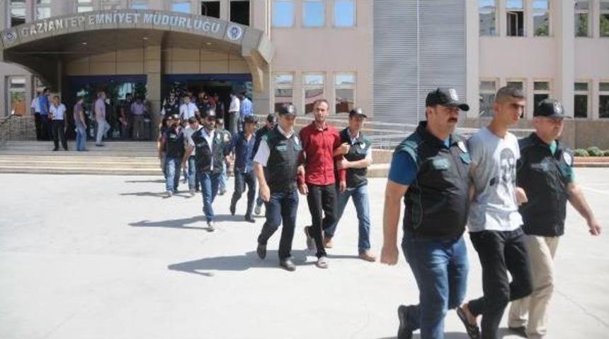 Gaziantep'te 'torbacı' Operasyonu: 9 G&ouml;zaltı
