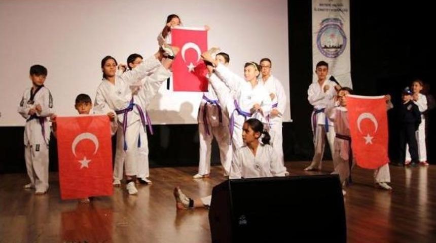 Sokaktan, Madalyaya Uzandılar