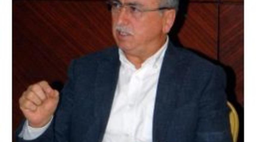 Reşat Petek&rsquo;ten Tuğrul T&uuml;rkeş A&ccedil;ıklaması