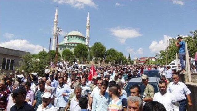 Şehit Çavuşun Ağabeyi: Ökkeş De Bitmez, Mehmet De Bitmez