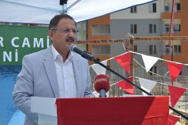 Hacı Halil Bayraktar Caminin Temeli Atıldı