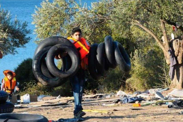 Kaçakların Lastik Botma Midilli Yolculuğu 45 Dakika Sürüyor