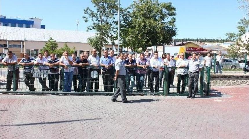 Ay&ccedil;i&ccedil;ek &Uuml;reticisinden Trakya Birlik&rsquo;e Siyah &Ccedil;elenk