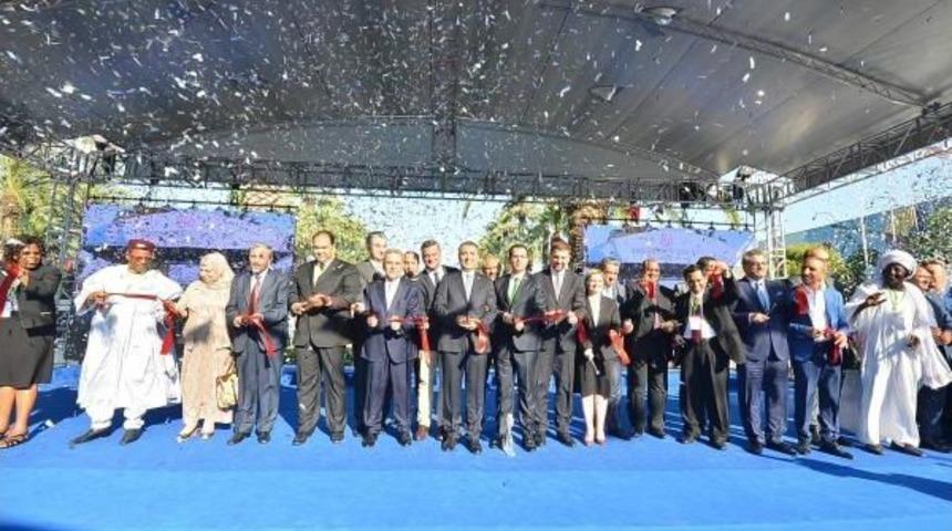 İzmir Enternasyonal Fuarı'nın 84'&uuml;nc&uuml;s&uuml;ne Duygusal A&ccedil;ılış