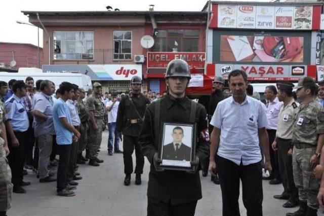 Kaza Şehidi Uzman Çavuşun Baba Evinde Yas (2)