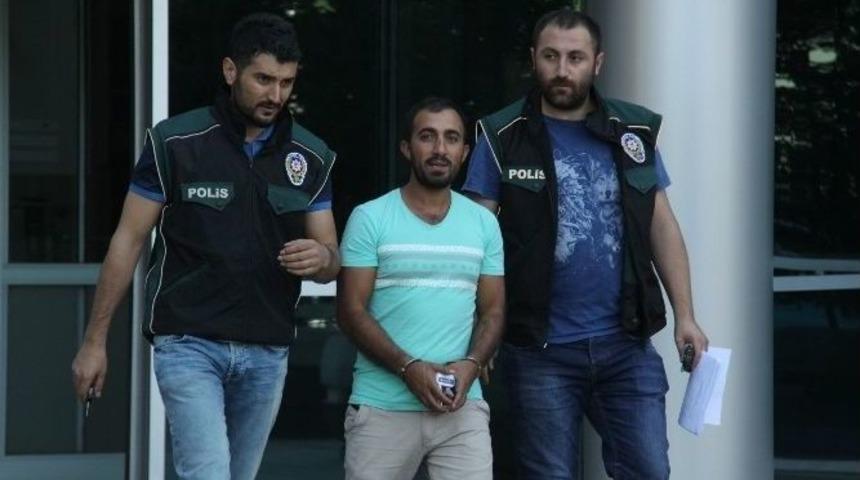 Nefes Kesen Kovalamacada Yakalanan Uyuşturucu Taciri Gen&ccedil;ler Tutuklandı