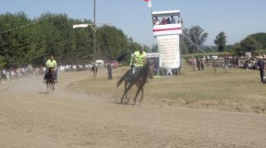 Daday&rsquo;da Konserlerin Ardından At Yarışları Da İptal Edildi