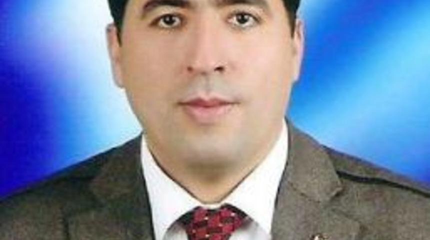 Kınalı Elleri İle &lsquo;i&ccedil;meler Ve Acı Suyu&rsquo; Resmedecekler