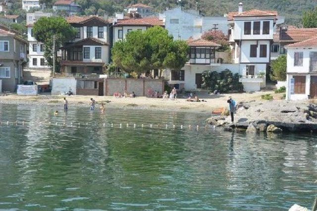 Mudanya'da Denizde 'barış Simgesi' Etkinliği