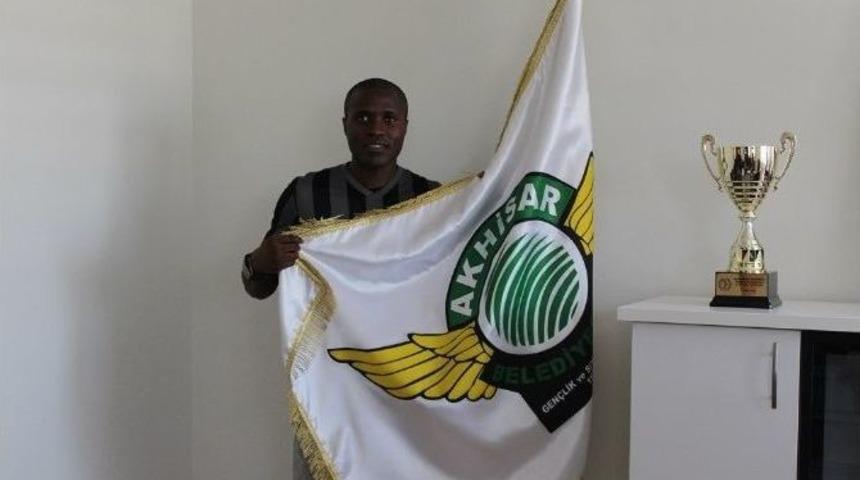 Akhisar Belediyespor&rsquo;a Kamerunlu Orta Saha