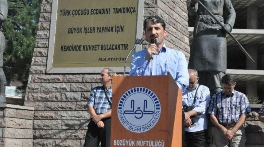 Boz&uuml;y&uuml;k&rsquo;te Hacı Adayları Dualarla Uğurlandı