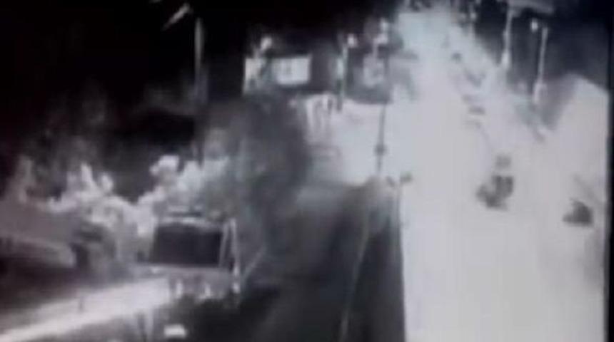 Zonguldak&rsquo;Ta Otomobil Ile Kamyon &Ccedil;arpıştı: 2 &Ouml;l&uuml;