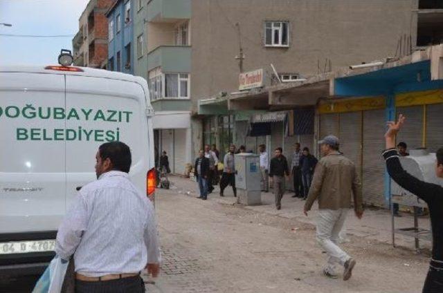 Doğubayazıt'ta Öldürülen Tanrıkulu  Defnedildi.