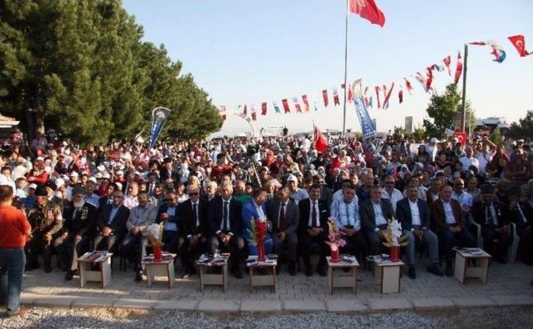 Kurtuluş Savaşı&rsquo;nda Afyonkarahisar&rsquo;da Şehit D&uuml;şen Giresunlu Kahramanlar D&uuml;zenlenen T&ouml;renle Anıldı