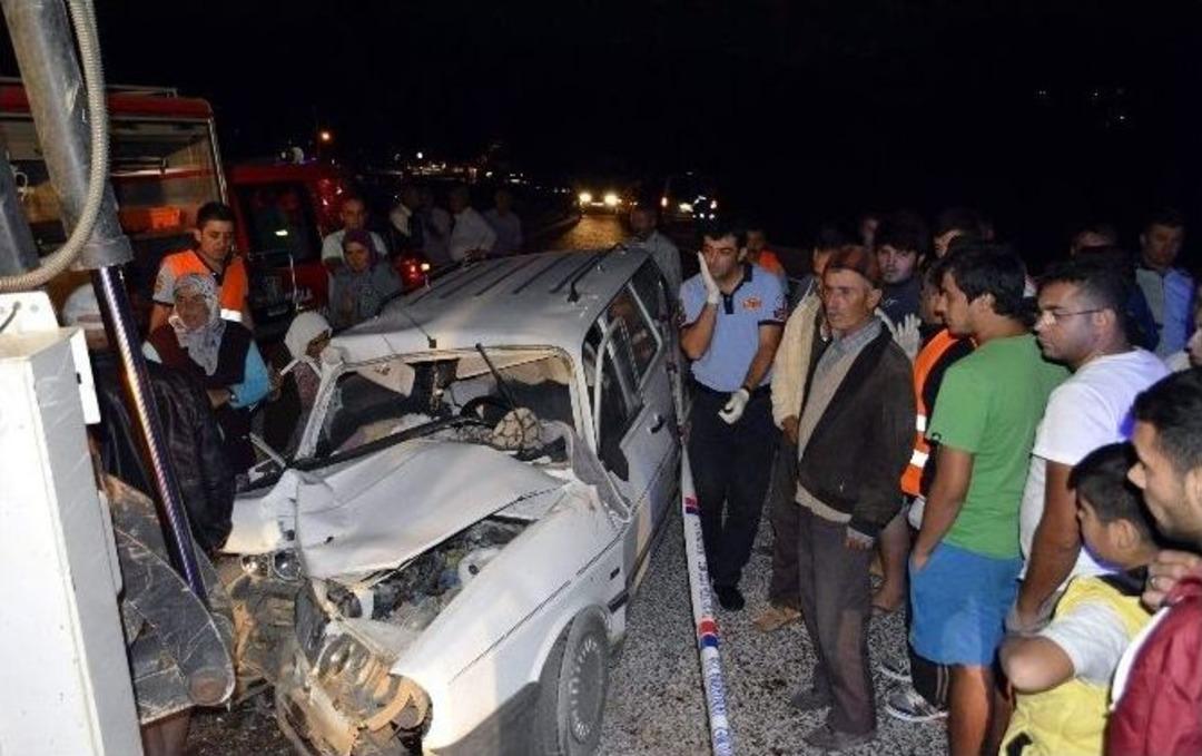 Seydikemer&rsquo;de Trafik Kazası: 1 &Ouml;l&uuml;, 1 Yaralı