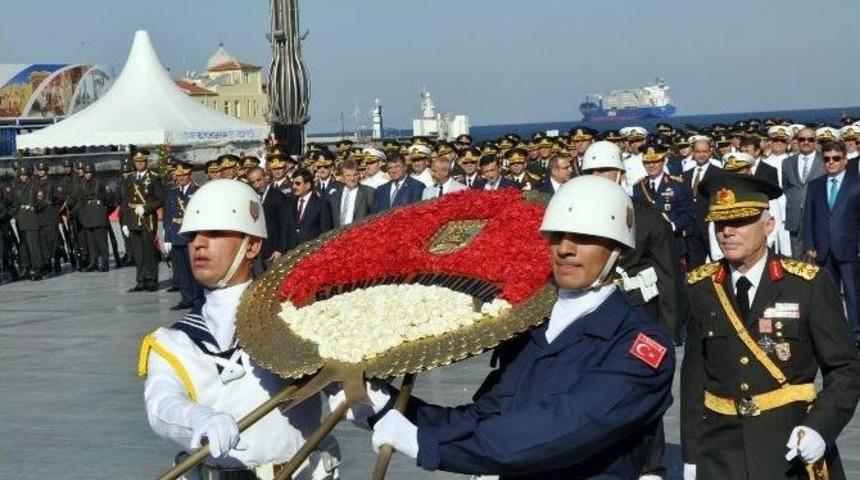 İzmir&rsquo;de Zafer Coşkusu Başladı