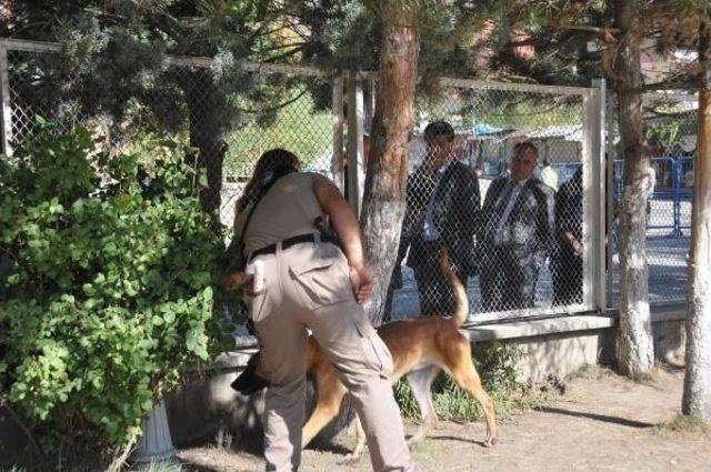 Hakkari'de 30 Ağustos Zafer Bayramı Kutlandı