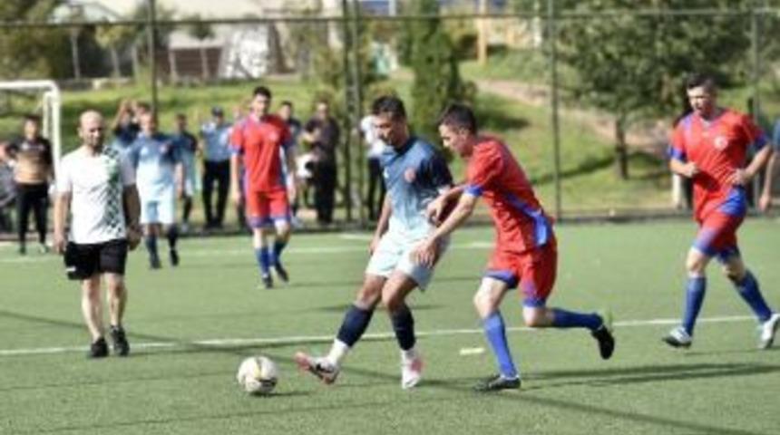 Mamak Zabıta, Futbolda Fırtına Gibi