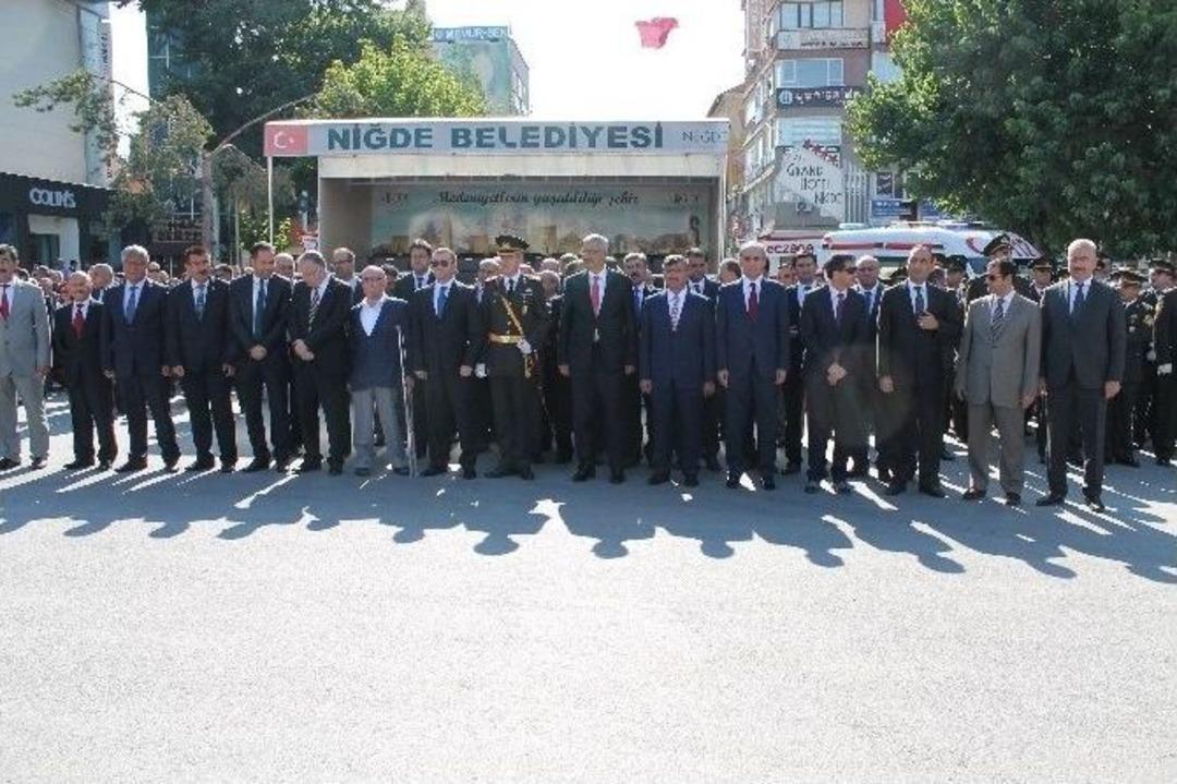 Niğde&rsquo;de 30 Ağustos Zafer Bayramının 93. Yıl D&ouml;n&uuml;m&uuml; Kutlandı