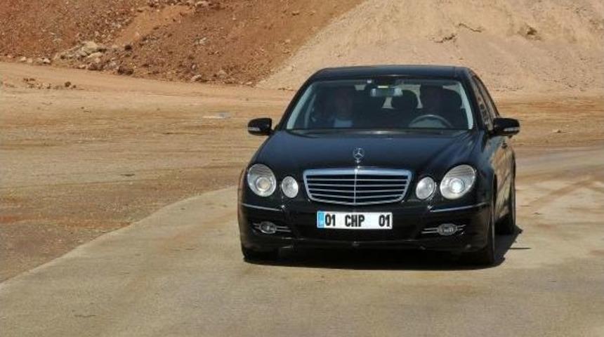 Adana &Ccedil;ukurova Belediye Başkanı, Makam Aracını Sattırıyor
