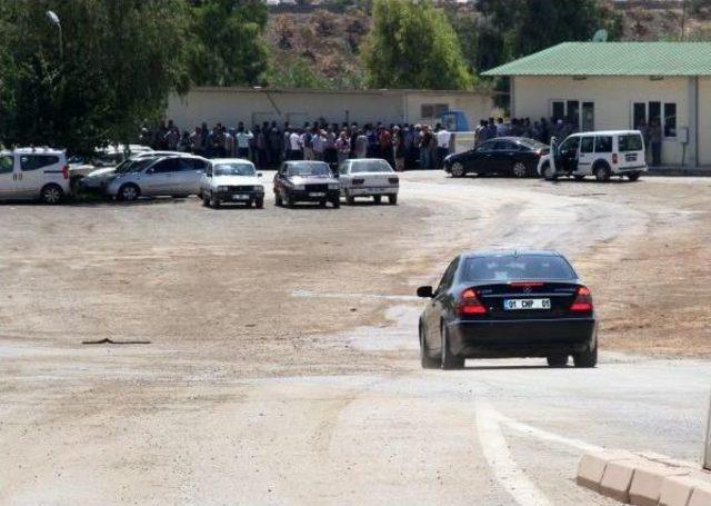 Adana Çukurova Belediye Başkanı, Makam Aracını Sattırıyor