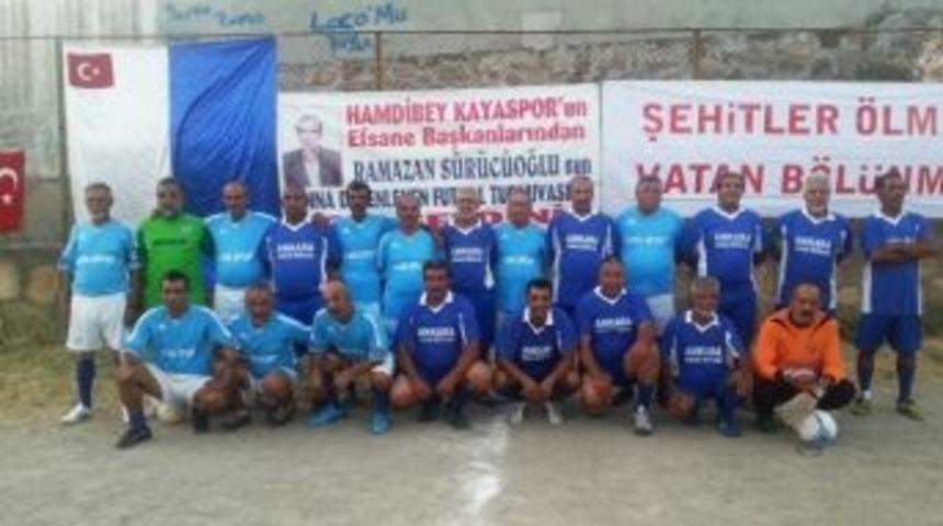 Hamdibey Kayaspor Efsane Başkan S&uuml;r&uuml;c&uuml;oğlu&rsquo;nu Unutmadı