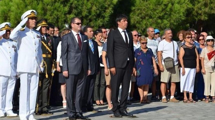 Zaferin Yıld&ouml;n&uuml;m&uuml; Fo&ccedil;a&rsquo;da Kutlandı