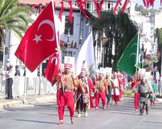 Aydın'da Büyük Zafer Kutlamasına Ilgi Az Oldu