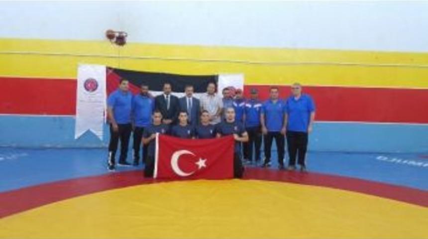 T&uuml;rkiye&rsquo;nin Milli Sporu Takip Ediliyor