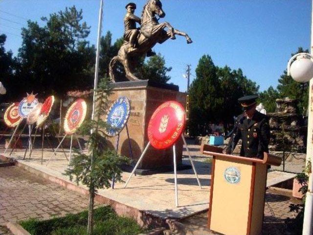 Belediyenin Deposundaki Atatürk Heykeli Tepki Topladı