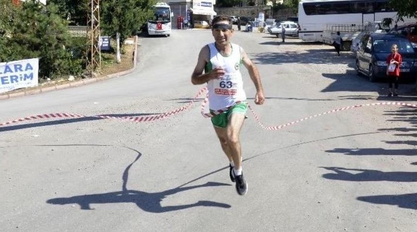 30 Ağustos Zaferi İ&ccedil;in Koştular