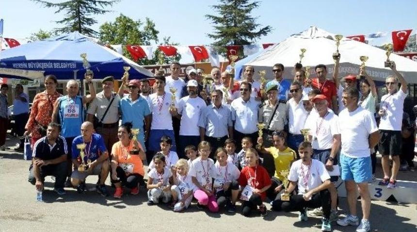 Sporcular 30 Ağustos Zaferi İ&ccedil;in Koştu