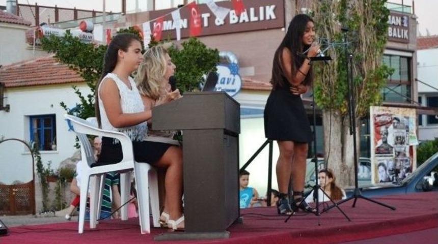 Minik Piyanistler H&uuml;nerlerini Sergiledi