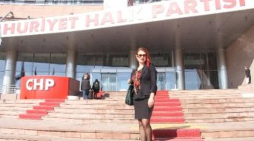 Chp’nin İlk Aday Adayı Çiğdem Şekerci, Zafer Bayramı’nı Kutladı