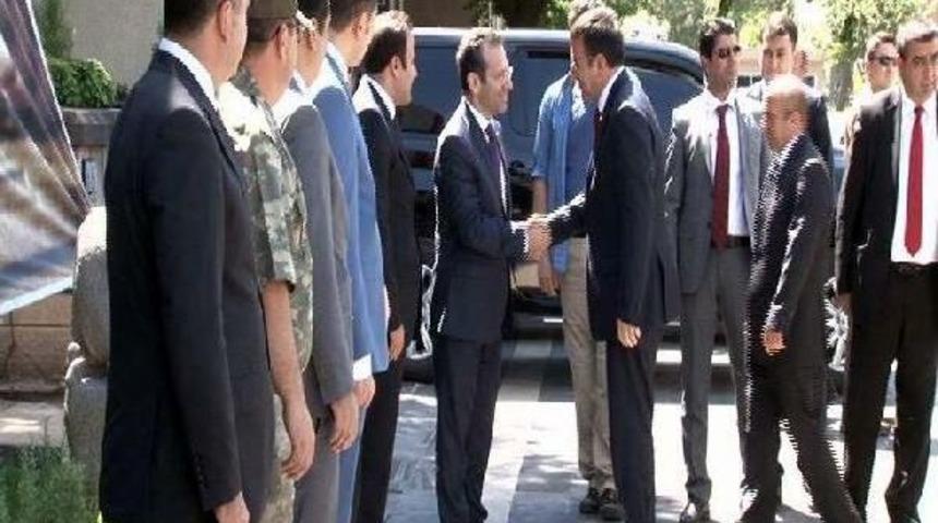 Başbakan Yardımcısı Yılmaz: Demokratik Siyasetin Kapıları Ardına Kadar A&ccedil;ık