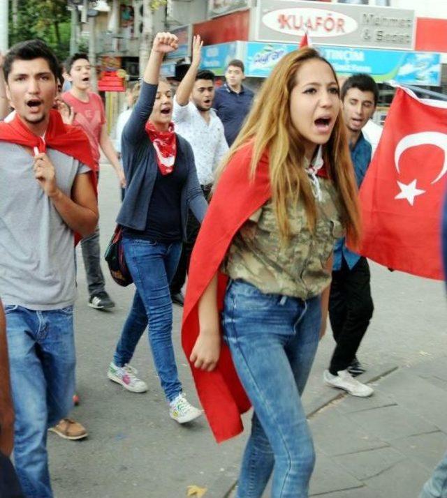 Gaziantep’Te Teröre Karşı Birlik Yürüyüşü