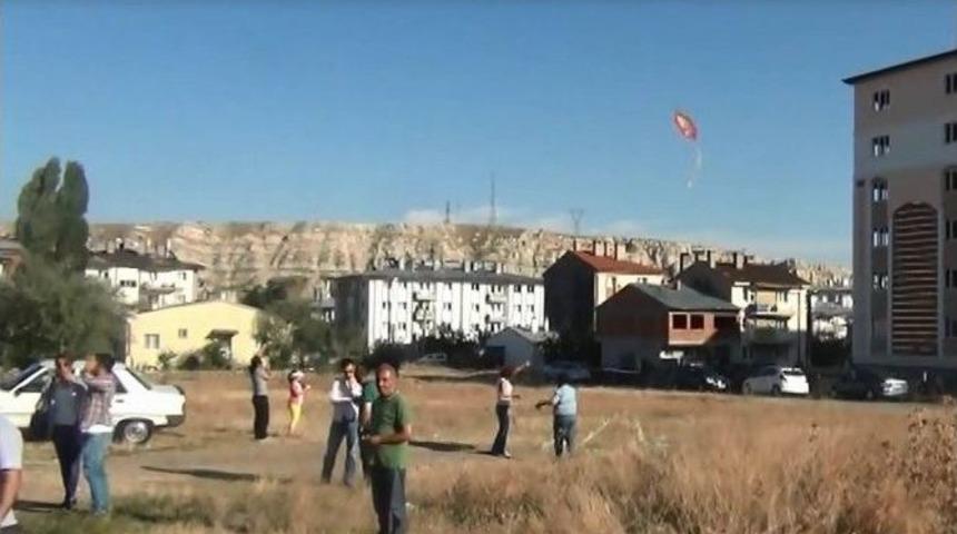 Sivas&rsquo;ta U&ccedil;urtmalar Barış İ&ccedil;in U&ccedil;uruldu