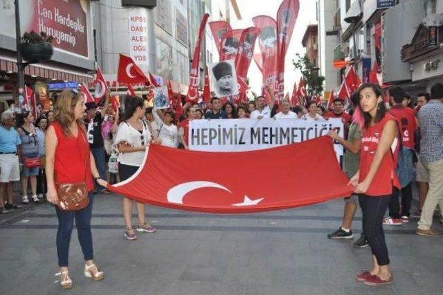 Zafer Bayramı'nda Teröre Tepki Yürüyüşü