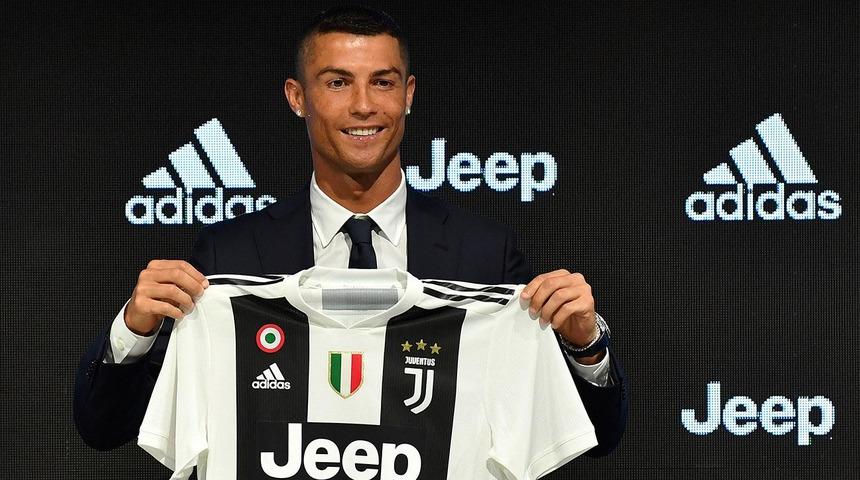 De Laurentiis: Ronaldo Juventus'a gitmeden &ouml;nce Napoli'ye &ouml;nerildi!