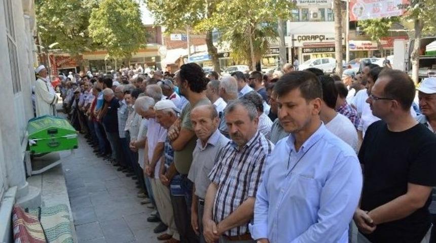 Yenişehir Yardımseverler Derneği Başkanı &Ouml;ze&ccedil;&rsquo;e Son G&ouml;rev