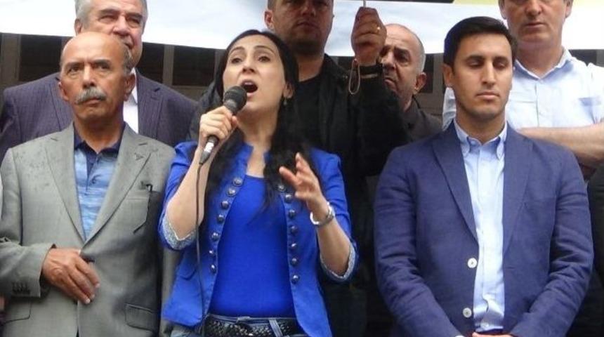 Hdp Eş Genel Başkanı Y&uuml;ksekdağ Hakkari&rsquo;de