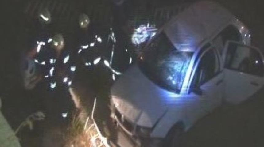 Malatya&rsquo;da Otomobil &Uuml;st Ge&ccedil;itten Aşağı U&ccedil;tu