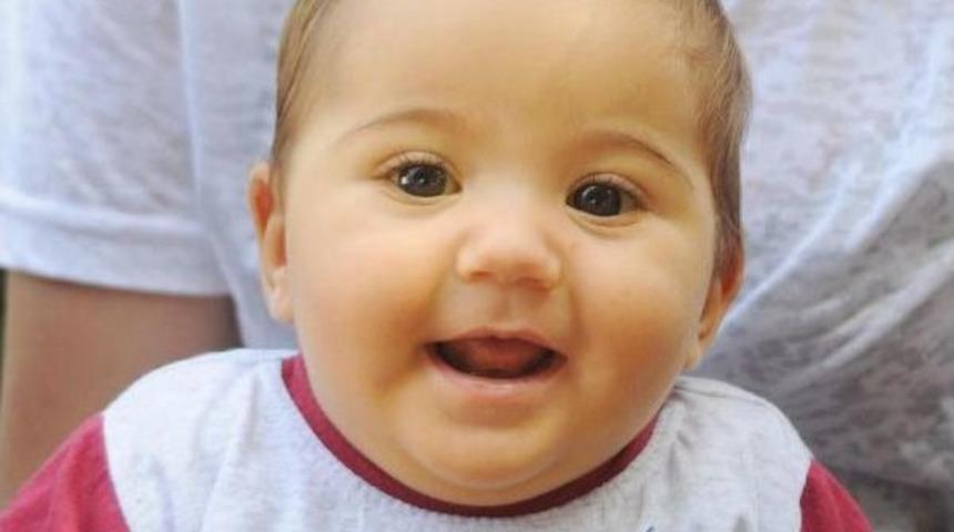 Poyraz Bebek, Babasının Karaciğerinin Par&ccedil;asıyla Yaşayacak