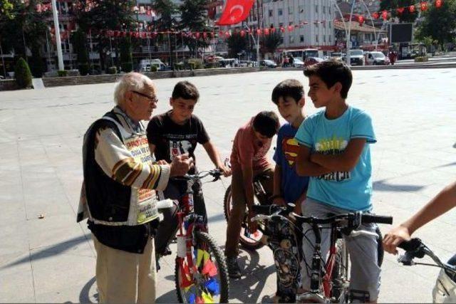 88 Yaşındaki Emekli, Ormanların Korunması Için Türkiye'yi Dolaşıyor