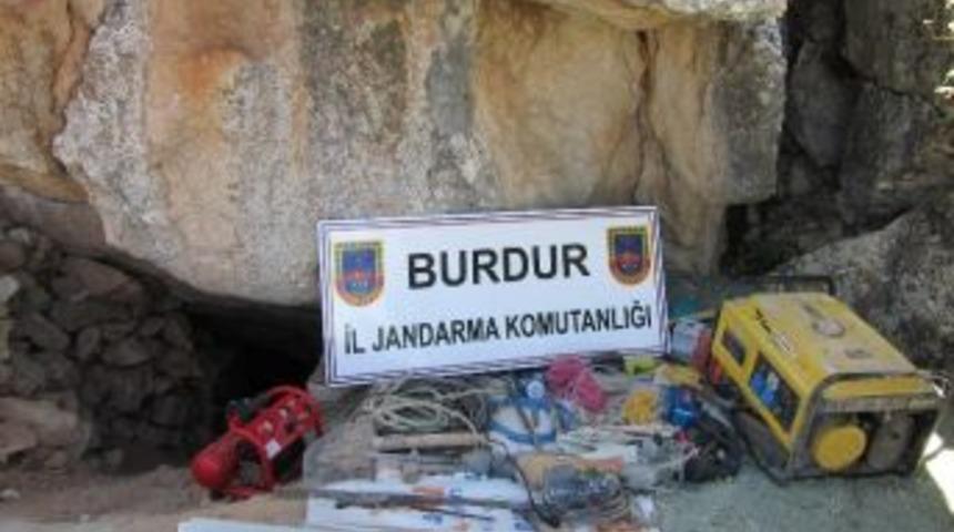 Burdur&rsquo;da Jandarma Definecileri Avladı