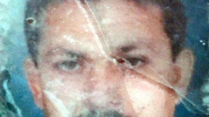 Otomobilin &Ccedil;arptığı Kasksız Motosiklet S&uuml;r&uuml;c&uuml;s&uuml; &Ouml;ld&uuml;