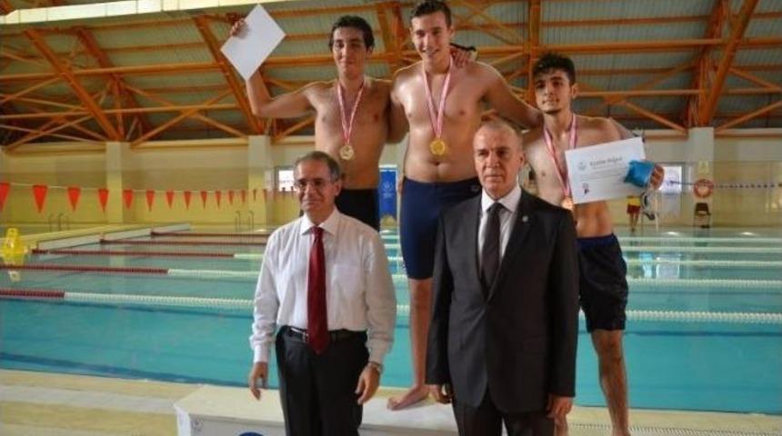 Yaz Spor Okulları Kapanış T&ouml;reni Yapıldı