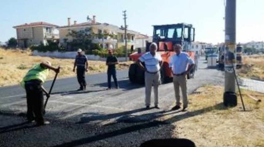 Cunda Yeni Yolda Sıcak Asfalt &Ccedil;alışmaları T&uuml;m Hızıyla Devam Ediyor